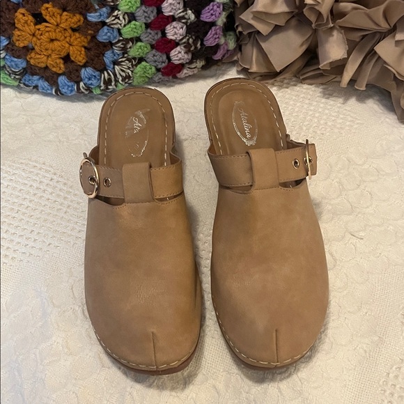 Atalina Tan Closed Toe Clog Vegan Leather Buckle Strap Heel Mules (41) 8.5-9 US - Picture 4 of 15